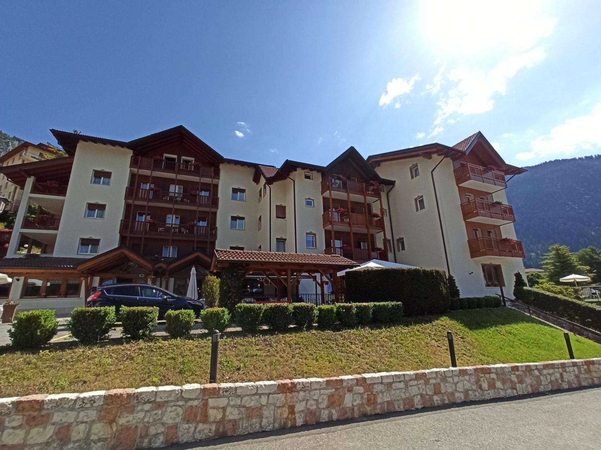 Hotel Zurigo Мольвено Экстерьер фото