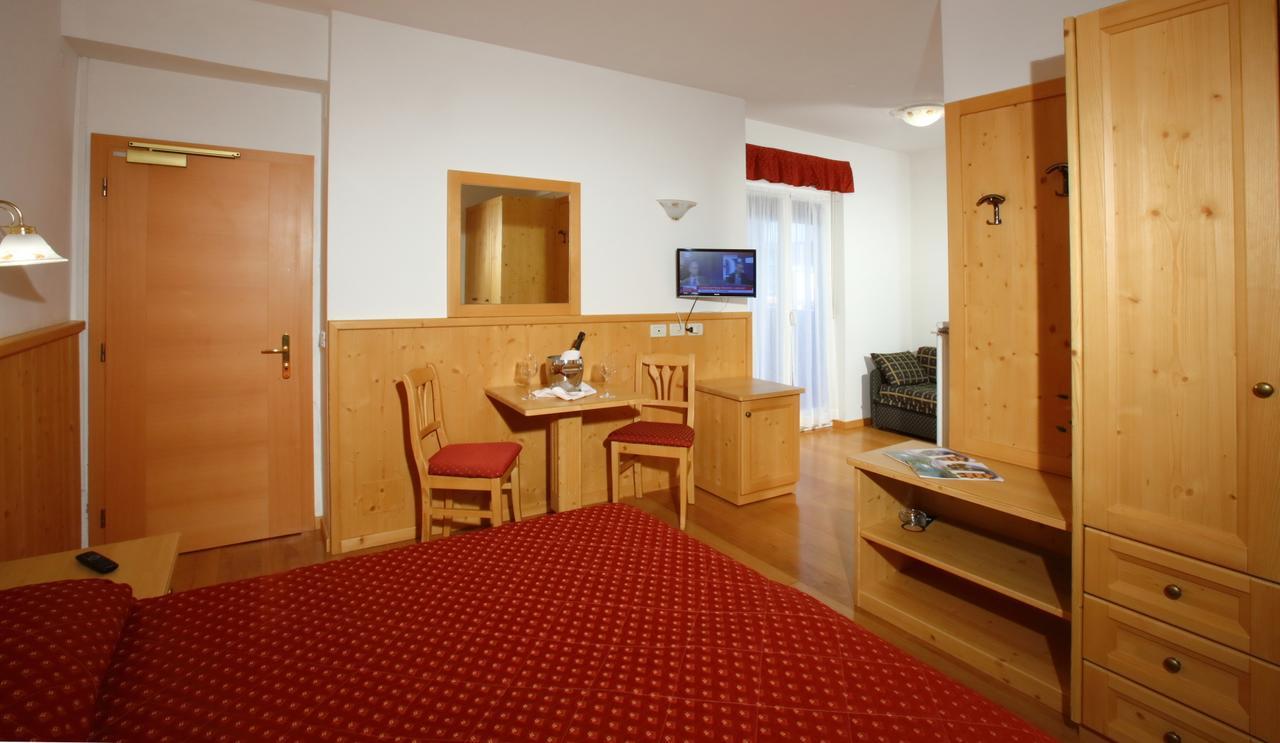 Hotel Zurigo Мольвено Экстерьер фото